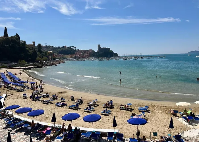 L'angolo Dei Poeti * Lerici